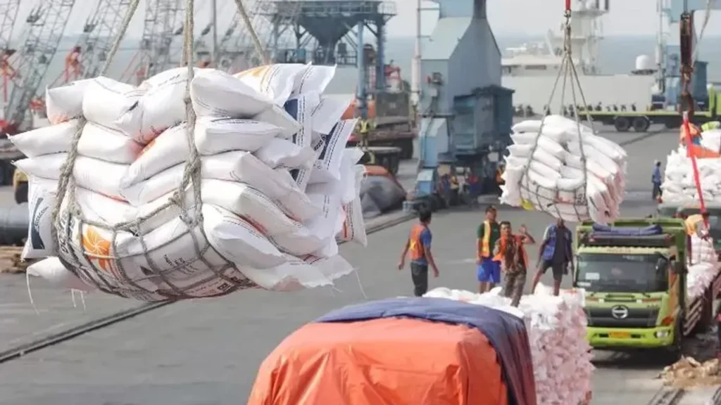 Pemberantasan Korupsi dan Transparansi dalam Mengatasi Biaya Demurrage di Pelabuhan Indonesia